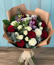 Букет цветов из:  Розы и Альстромерии в Полярном
