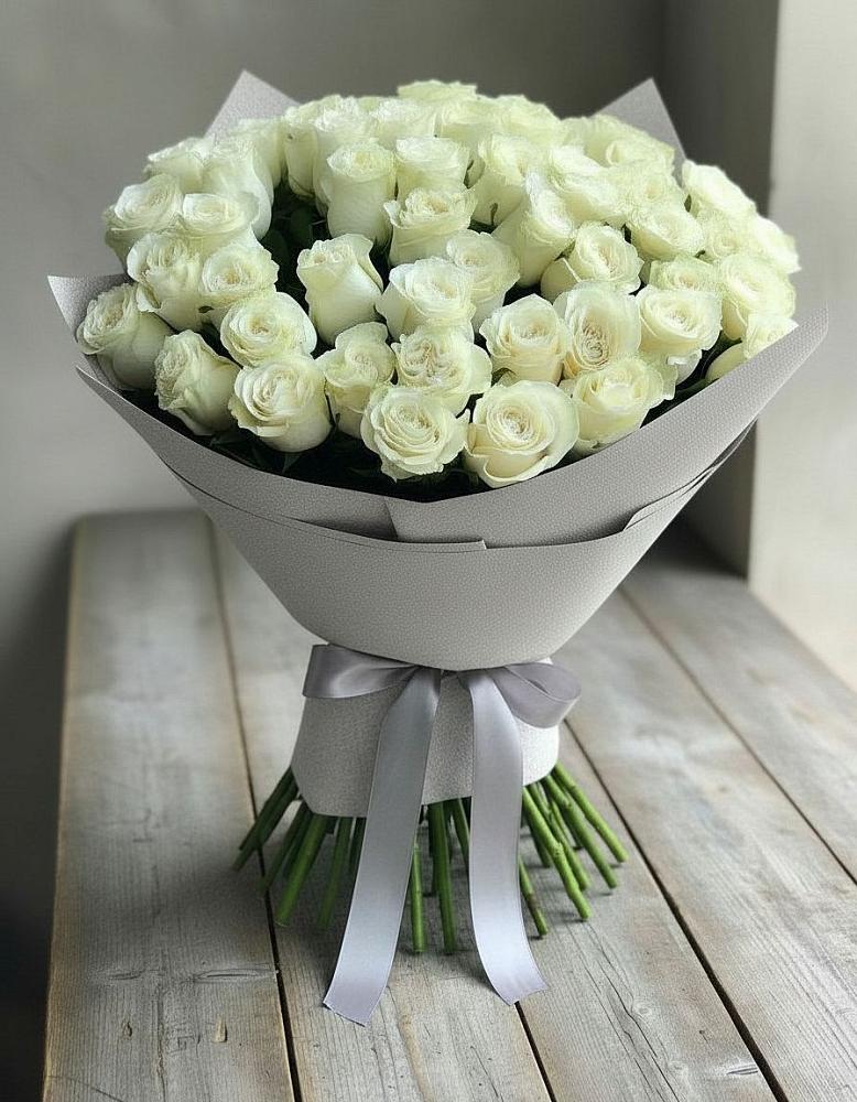 Букет 35 Белых роз в Полярном