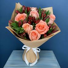 Букет цветов из:  Розы и Альстромерии в Полярном