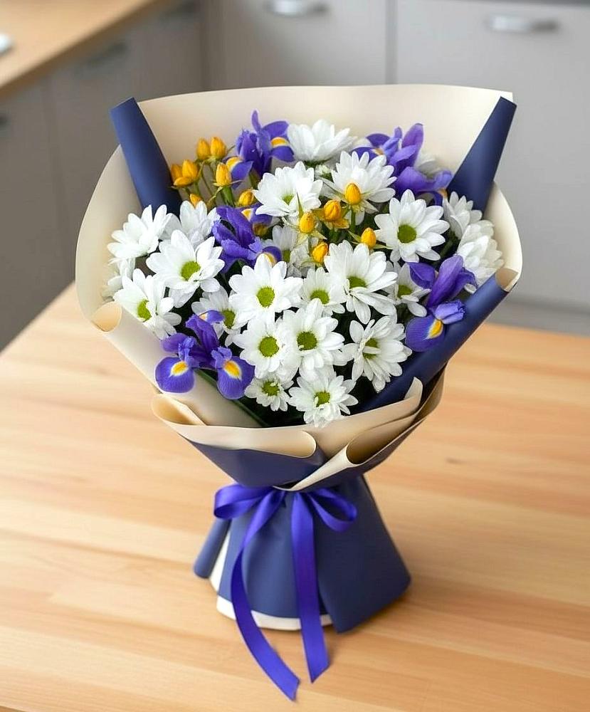 Букет цветов из: Розы, Ирисы и Хризантемы в Полярном