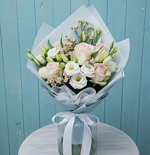 Букет цветов из:  Розы и Лизиантусы в Полярном