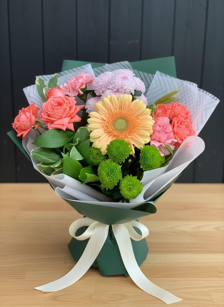 Букет цветов из: Гвоздики, Розы, Герберы и Хризантемы в Полярном